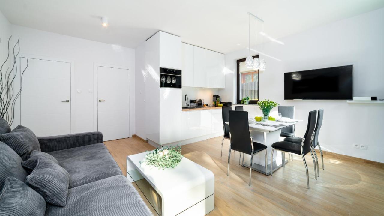 Vacationclub - Wita Stwosza 8 Apartament 1 คาร์ปัตซ์ ภายนอก รูปภาพ